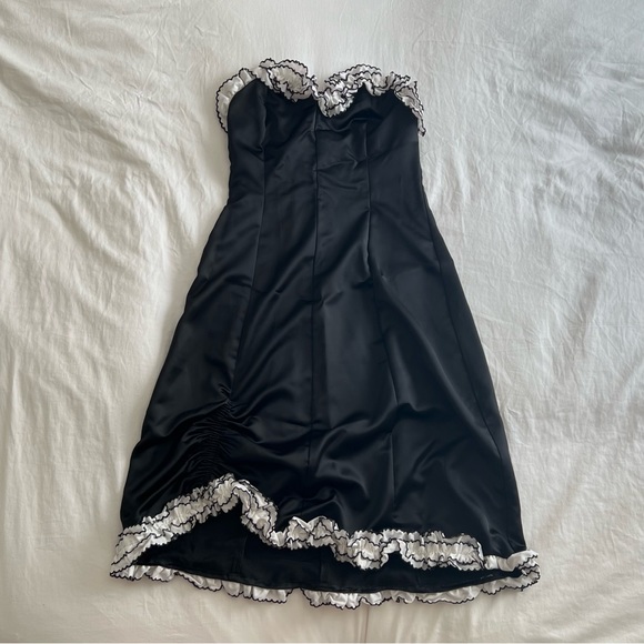 Yves Saint Laurent 1980s silk midi dress similar Madison Beer Sororité vintage - Picture 3 of 11